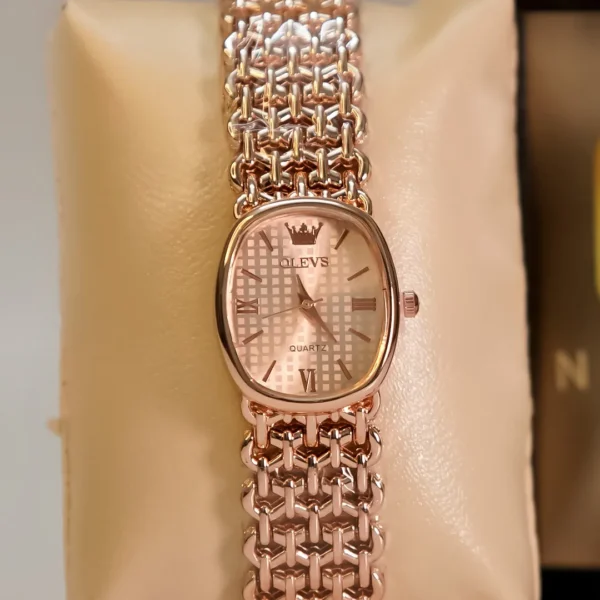 OLEVS (Vintage-Style Ladies Rose Gold Bracelet Watch)
