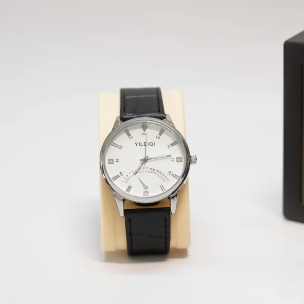 ‘YILEIQ’ Men's Classic Silver Watch with Black Leather Strap