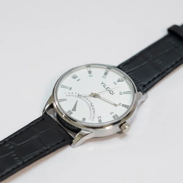 ‘YILEIQ’ Men's Classic Silver Watch with Black Leather Strap