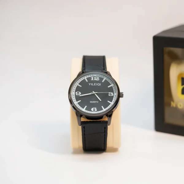 'YILEIQ' Men's Classic Silver Watch