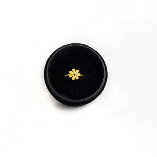 Daisy Opening 18k Gold Plated Stainless Steel Ring