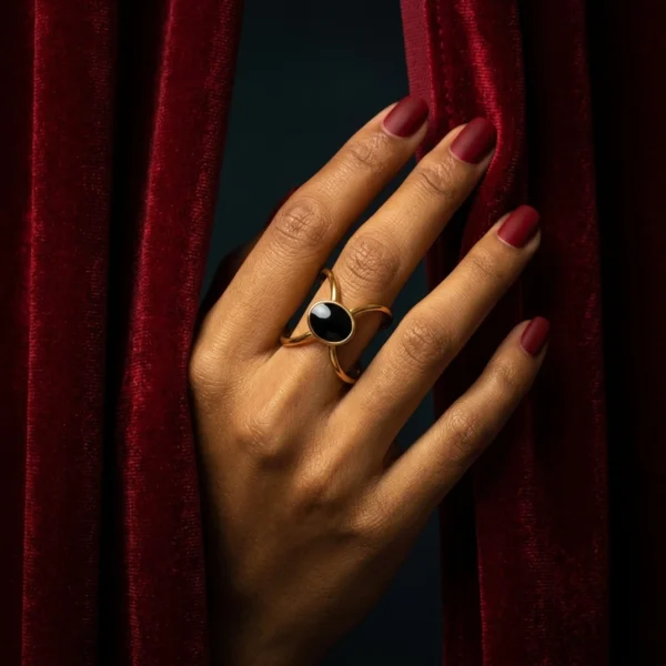 18K Gold Plated Geometric Oval Hollow Ring - Waterproof