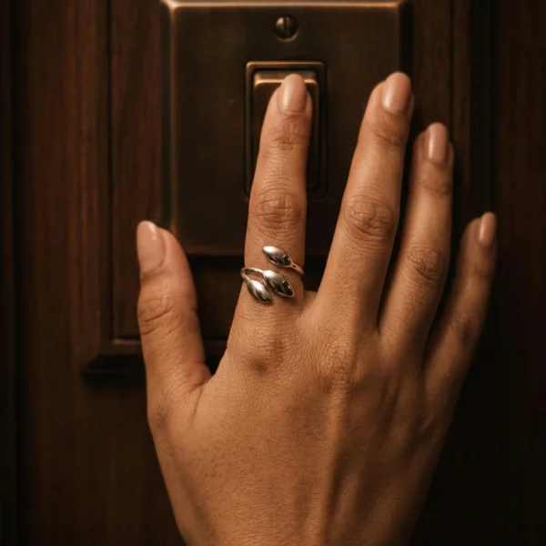 Punk Style Stainless Steel Leaf Opening Adjustable Ring