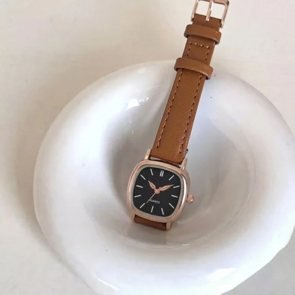 Luxury Rectangle Ladies Quartz Watch Brown Leather