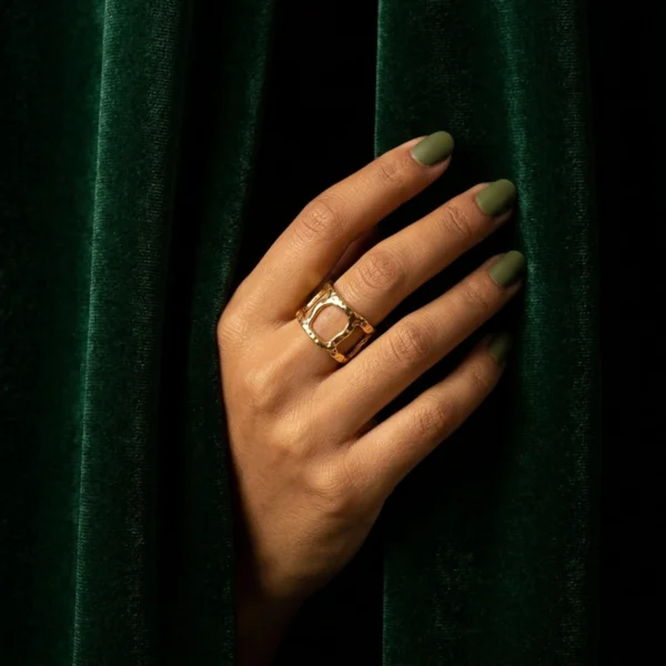 Vintage 18k Gold Plated Waterproof Hollow Stainless Ring