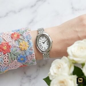 Small Oval Dial Quartz Fashion Watch Silver