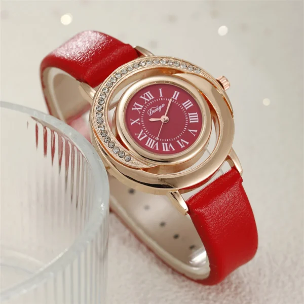 NOVORA Z618 Luxury Women’s Quartz Watch – Elegant Round Dial Leather Strap Wristwatch RED