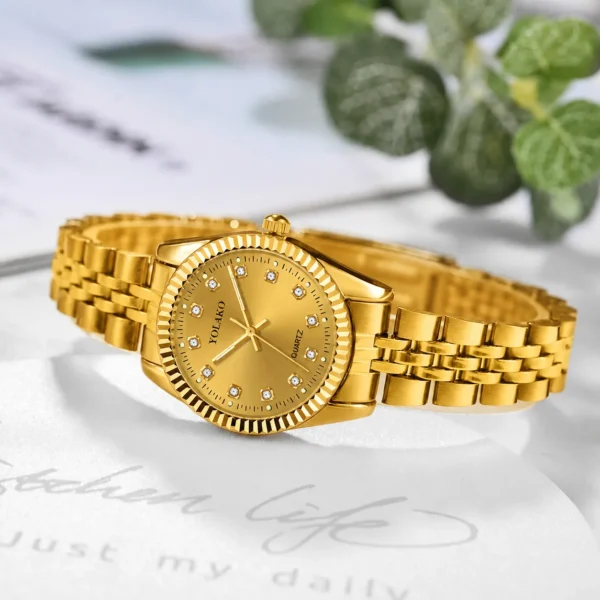 Luxury Quartz Analog Watch with Auto Date & Stainless Steel Bracelet | Premium Fashion Business Wristwatch Golden